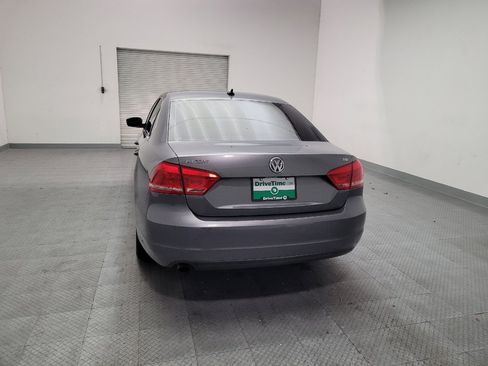 Used 2015 Volkswagen Passat 1.8T Limited Edition FWD image 6