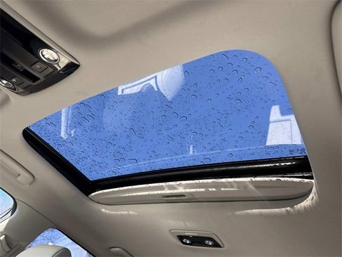 Used 2023 Kia Seltos EX image 18