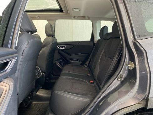 Used 2021 Subaru Forester Premium image 12