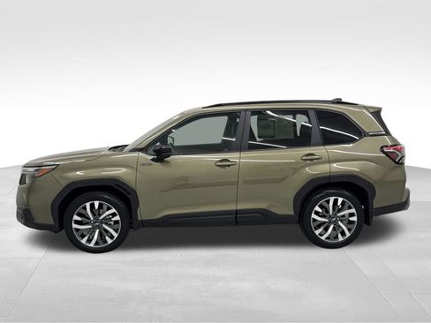Used 2026 Subaru Forester Touring AWD/4WD image 3