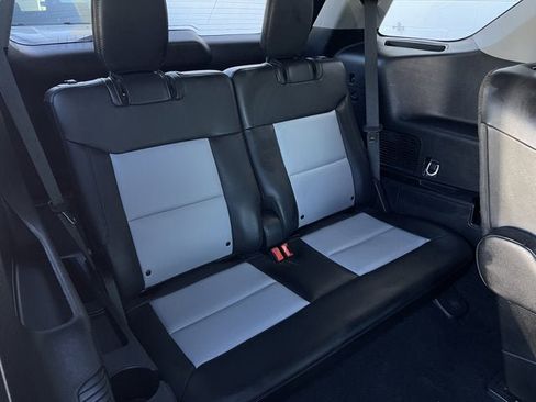 Used 2023 Ford Explorer XLT w/ Equipment Group 202A image 30