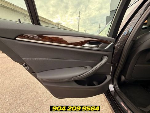 Used 2019 BMW 540i xDrive w/ Convenience Package AWD/4WD image 38