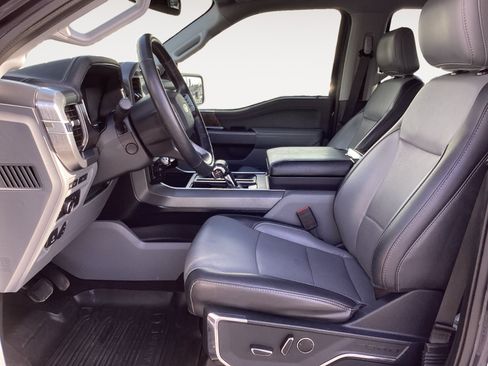 Used 2021 Ford F150 Lariat w/ Equipment Group 502A High AWD/4WD image 29