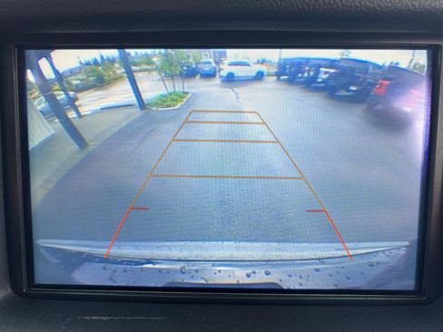 Used 2019 Chevrolet Suburban LT image 14