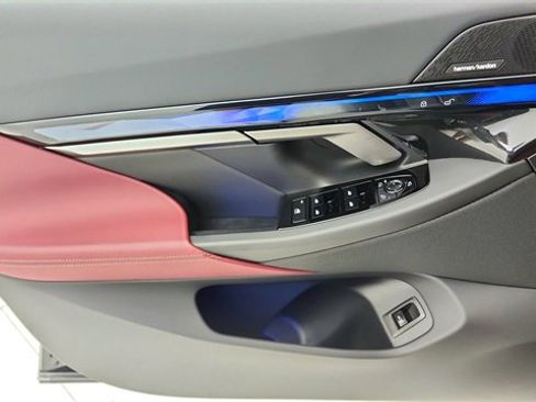 Used 2026 BMW 540i xDrive 540i xDrive image 34