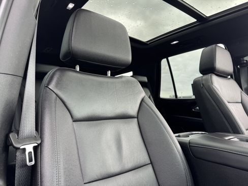 Used 2023 Chevrolet Tahoe Z71 w/ Z71 Off-Road Package image 24