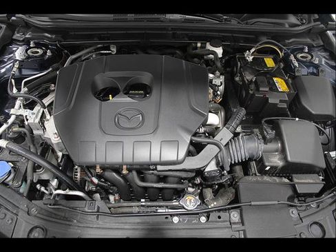 Certified 2025 MAZDA MAZDA3 s Sport FWD image 18