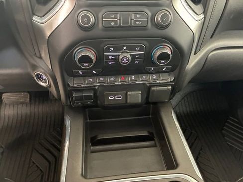 Used 2021 Chevrolet Silverado 1500 LT Trail Boss w/ Convenience Package II image 21