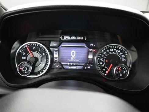 Used 2022 RAM 1500 Big Horn AWD/4WD image 12