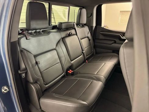 Used 2024 GMC Sierra 1500 SLT w/ SLT Premium Plus Package AWD/4WD image 40