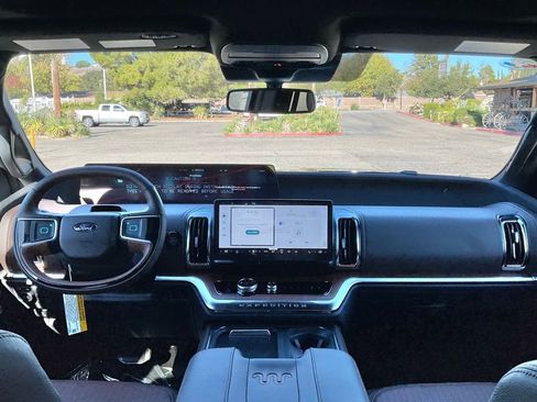 New 2025 Ford Expedition Max King Ranch image 41