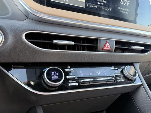 Used 2020 Hyundai Sonata Limited image 17