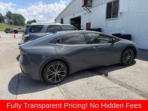 Used 2024 Toyota Prius XLE FWD image 12