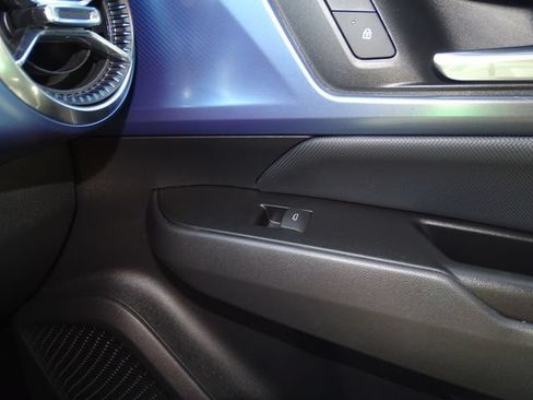 Certified 2024 Chevrolet Equinox EV LT FWD image 9