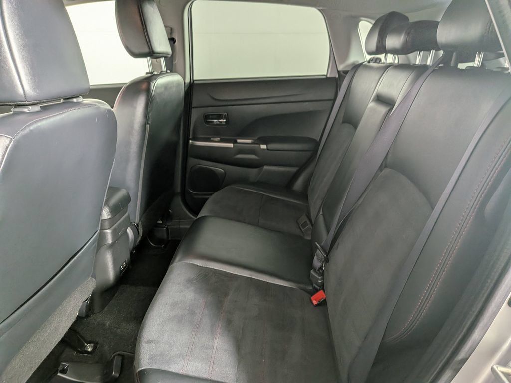 Used 2022 Mitsubishi Outlander Sport SE AWD/4WD image 30