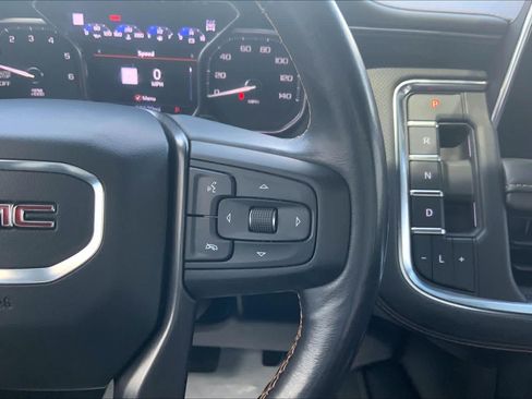 Used 2021 GMC Yukon XL AT4 w/ AT4 Premium Plus Package AWD/4WD image 22