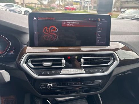 Used 2022 BMW X4 xDrive30i w/ Premium Package image 9