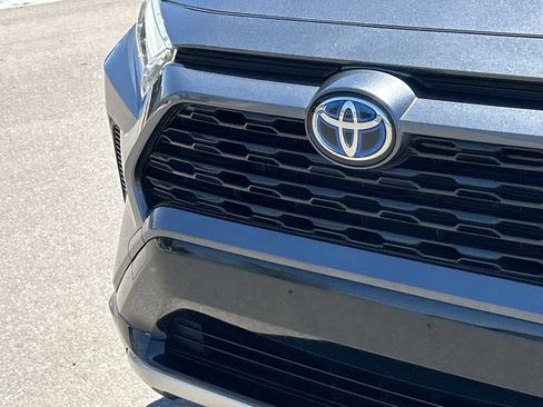 Used 2023 Toyota RAV4 SE w/ Convenience Package AWD/4WD image 32