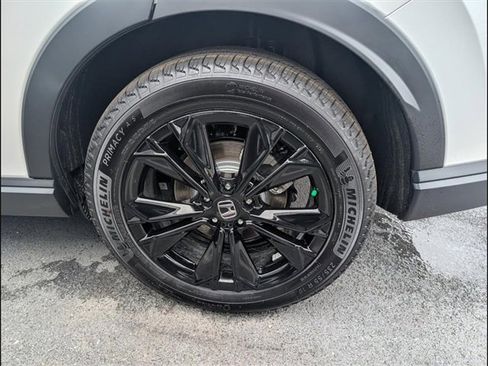 Used 2026 Honda CR-V Sport Touring image 4