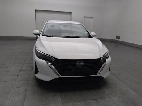 Used 2025 Nissan Sentra SV FWD image 14