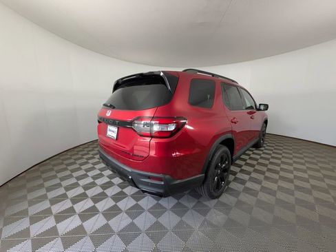 New 2026 Honda Pilot Black Edition image 3