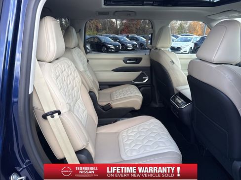 New 2026 Nissan Armada Platinum Reserve AWD/4WD image 18