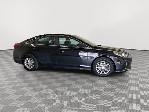 Used 2018 Hyundai Sonata SE FWD image 13