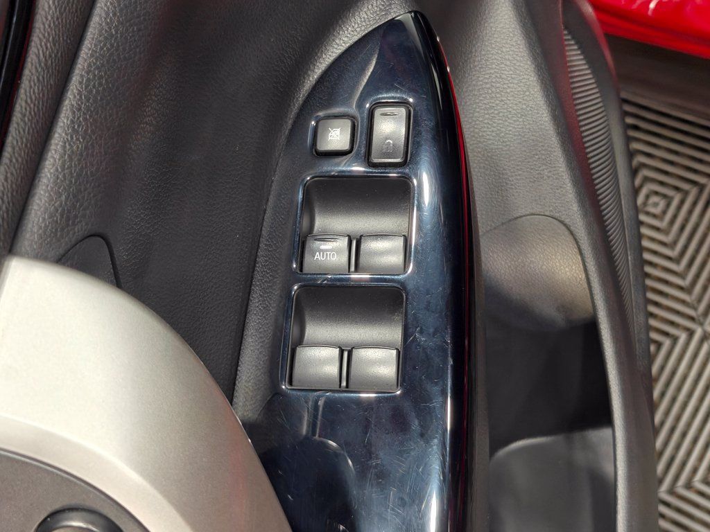 Used 2023 Mitsubishi Eclipse Cross LE AWD/4WD image 35