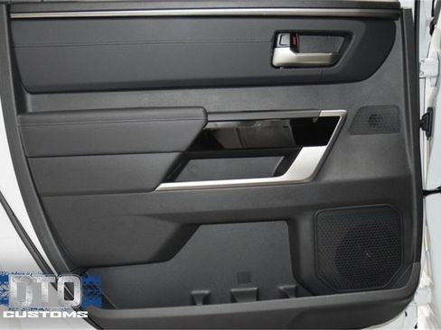 Used 2024 Toyota Tundra Limited image 40