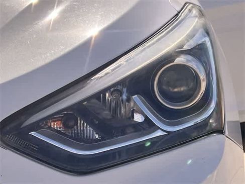 Used 2017 Hyundai Santa Fe Sport image 24