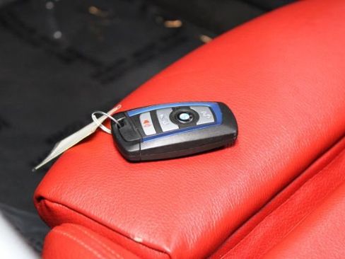 Used 2014 BMW 335i xDrive Sedan AWD/4WD image 12