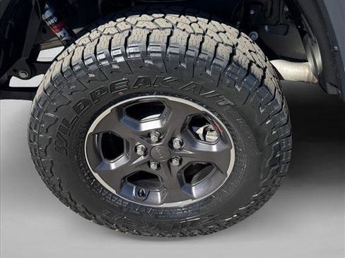 Used 2020 Jeep Gladiator Rubicon w/ LED Lighting Group image 9