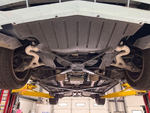 Used 2003 Ford Thunderbird image 36