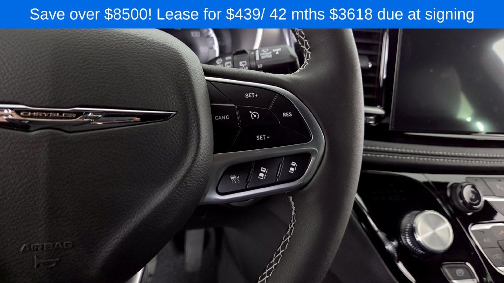 New 2026 Chrysler Pacifica Select FWD image 18