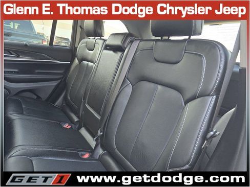 Certified 2023 Jeep Grand Cherokee Limited w/ Luxury Tech Group II image 25