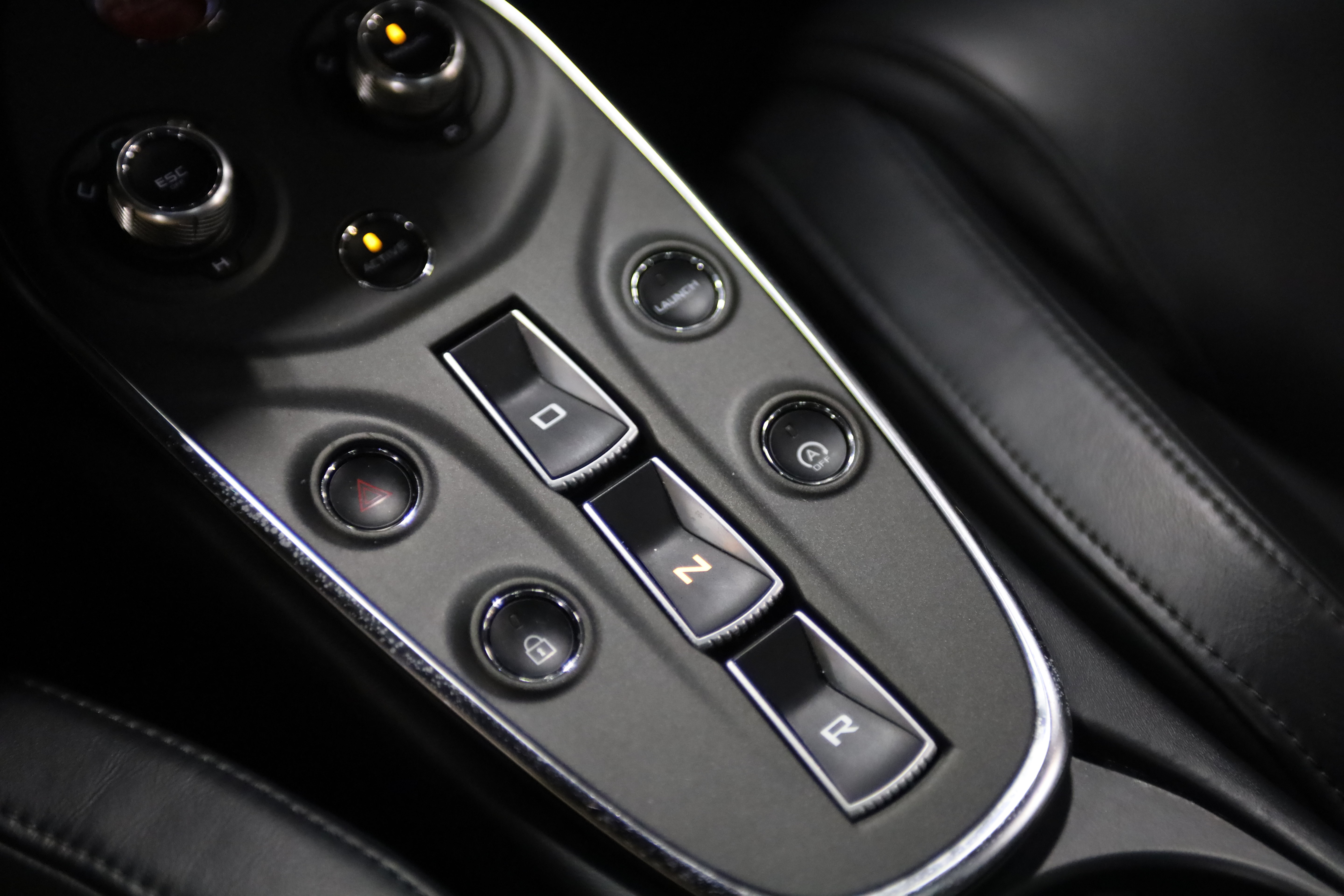 Used 2023 McLaren GT RWD image 34