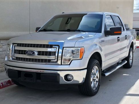 Used 2014 Ford F150 XLT w/ XLT Chrome Package RWD image 8