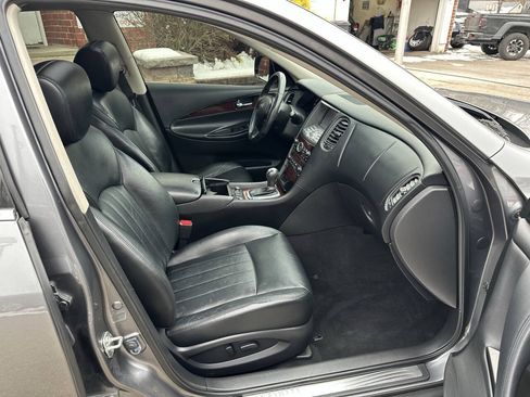 Used 2016 INFINITI QX50 AWD w/ Premium Plus Package image 25