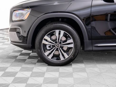 New 2025 Mercedes-Benz GLB 250 4MATIC image 32