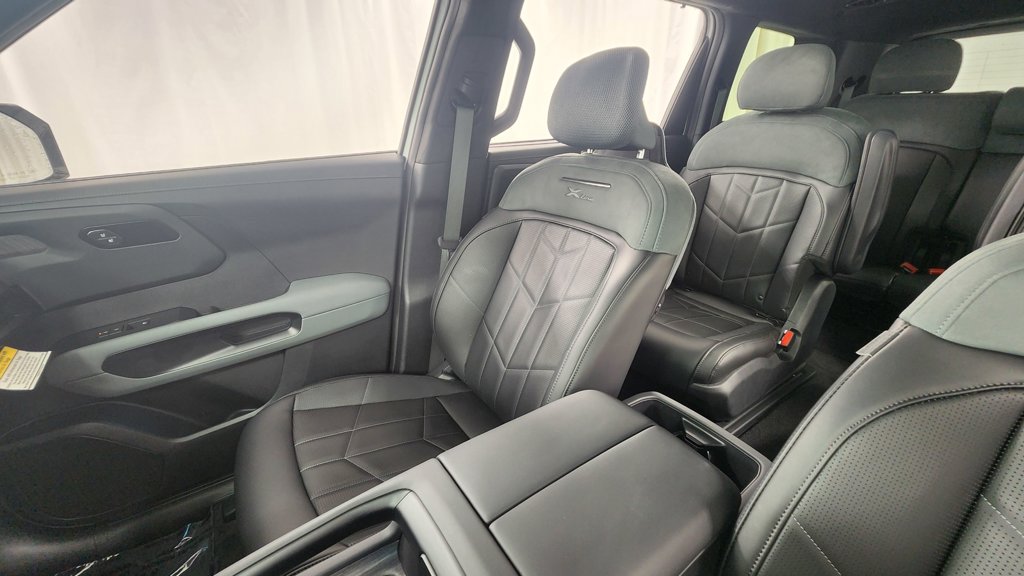 New 2027 Kia Telluride X-Line SX Prestige w/ Towing Package AWD/4WD image 13