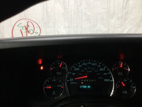 Used 2023 GMC Savana 2500 w/ Driver Convenience Package image 27