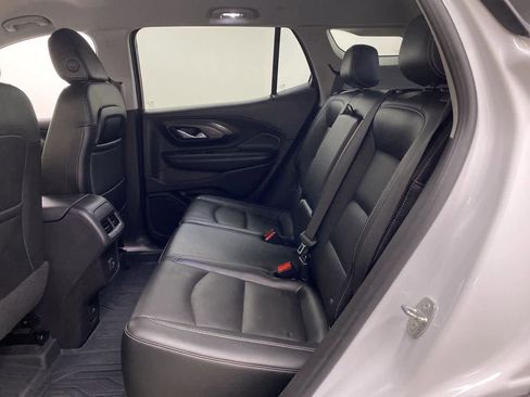 Used 2023 GMC Terrain SLT image 18