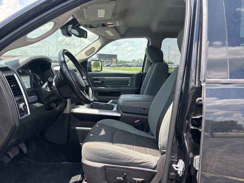 Used 2019 RAM 1500 Warlock AWD/4WD image 9