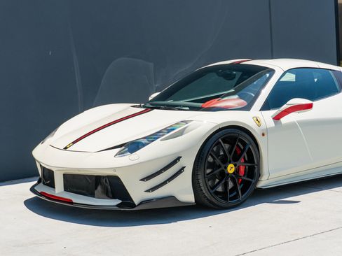 Used 2014 Ferrari 458 Spider RWD image 20