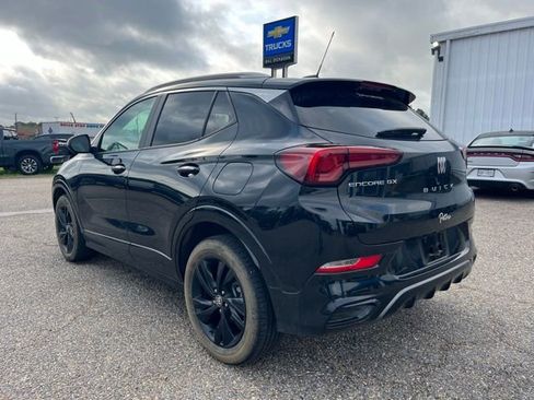Used 2024 Buick Encore GX Sport Touring w/ Advanced Technology Package image 3