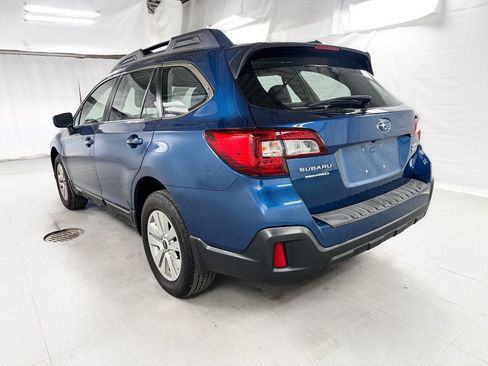 Used 2019 Subaru Outback 2.5i AWD/4WD image 4