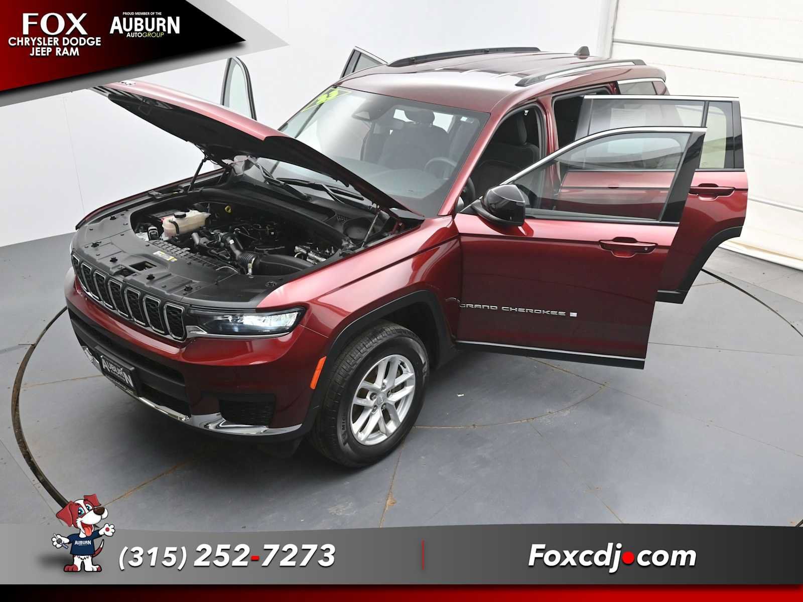 Used 2023 Jeep Grand Cherokee L Laredo w/ Luxury Tech Group I AWD/4WD image 38