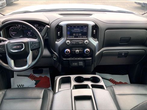 Used 2022 GMC Sierra 1500 Elevation w/ X31 Off-Road Package AWD/4WD image 14