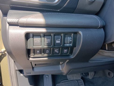 Used 2023 Subaru Forester Touring AWD/4WD image 25