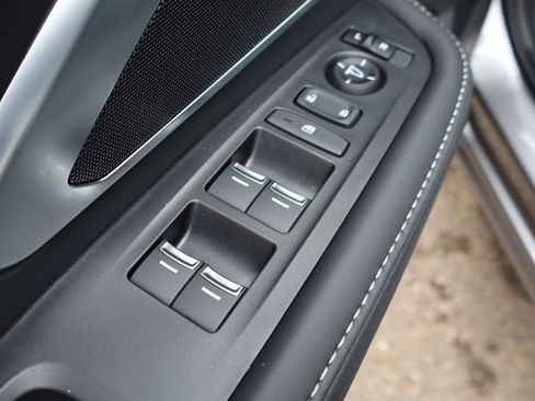 New 2026 Acura RDX SH-AWD image 24